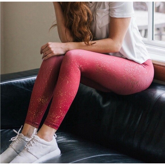 Zyia Leggings Womens 6-8 Red Stay Gold High Rise 7/8 Light N Tight Active - Picture 1 of 9